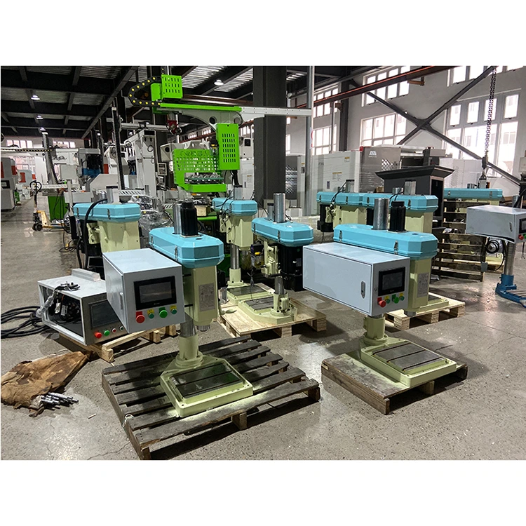 35 machines contrôlées par servo